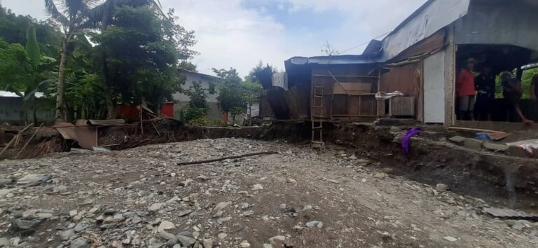 Komunidade Lemorana Husu Prezensa Xanana Gusmão