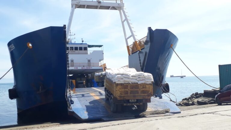 SEPS Transporta Foos Karon 300 Ba Vítima Dezastre Natureza Iha RAEOA