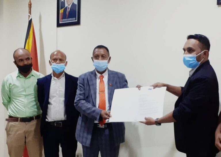 ANC Atribui Sertifikadu Rejistu ba Kompañia GLobalNet