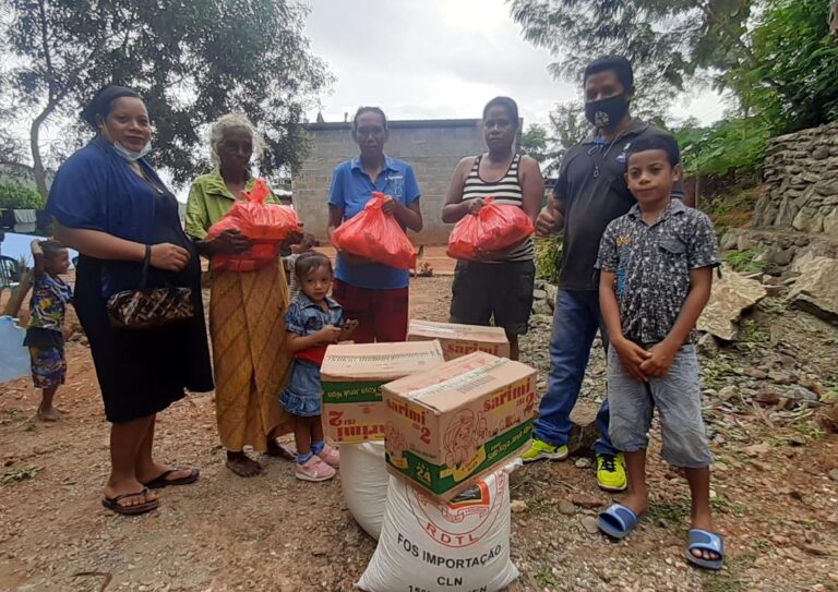 Paulina Agradese Lafaeknews Nia Publikasaun, Hetan Ona Ai-han Uituan