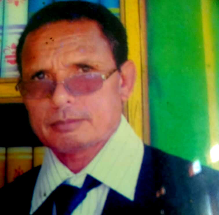 Husik Povu Livre
