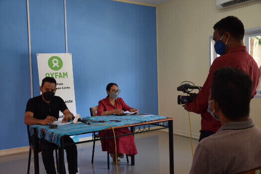 OXFAM Husu Governu Promove Prinsípiu Uma Adekuadu ba Komunidade Afetada Inundasaun