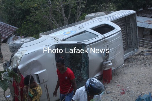 Kareta Polísia Ida Baku Fila Iha Retiluli