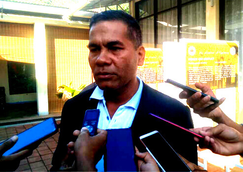 Labele Ignoránsia Pasadu Sei La Domina Sítus Istóriku TL