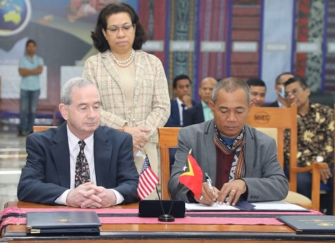 EUA-TL Asina Arendamentu Hodi Hamatin Engajamentu Diplomatika