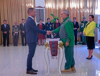 PR Horta Fó Posse ba Kna’ar Embaixadór Na’in Neen