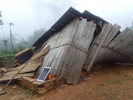 Semana Oin,  APC  Distrbui Material Rekuperasaun Ba Familia Uma kain 302