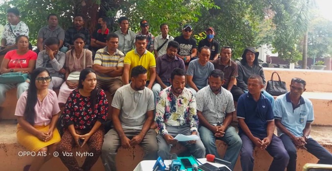 Professores Kontradus Kontinua Ezije Governu Buka Solusaun     