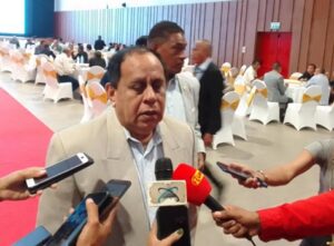  Cabral : Munisipíu Hotu Iha Ona Podér Admisaun Finansas  