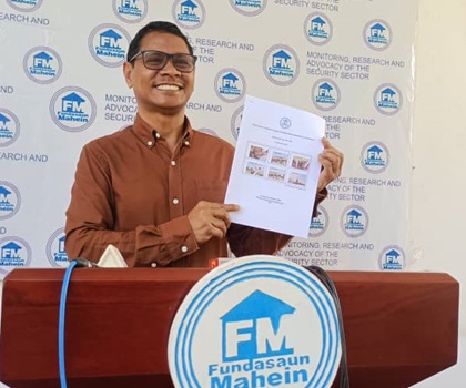 FM-Kongratula Ba Seguransa Pombu Mutin Durante Vizita Sua Santidade Papa Francisco TL