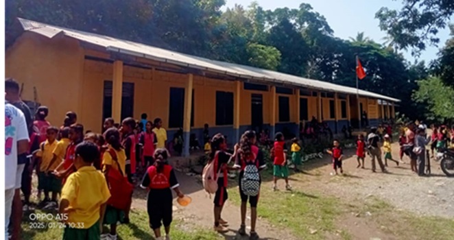 EBF Oesilo Laiha Meja-Kadeira no Kiak Mos Manorin  